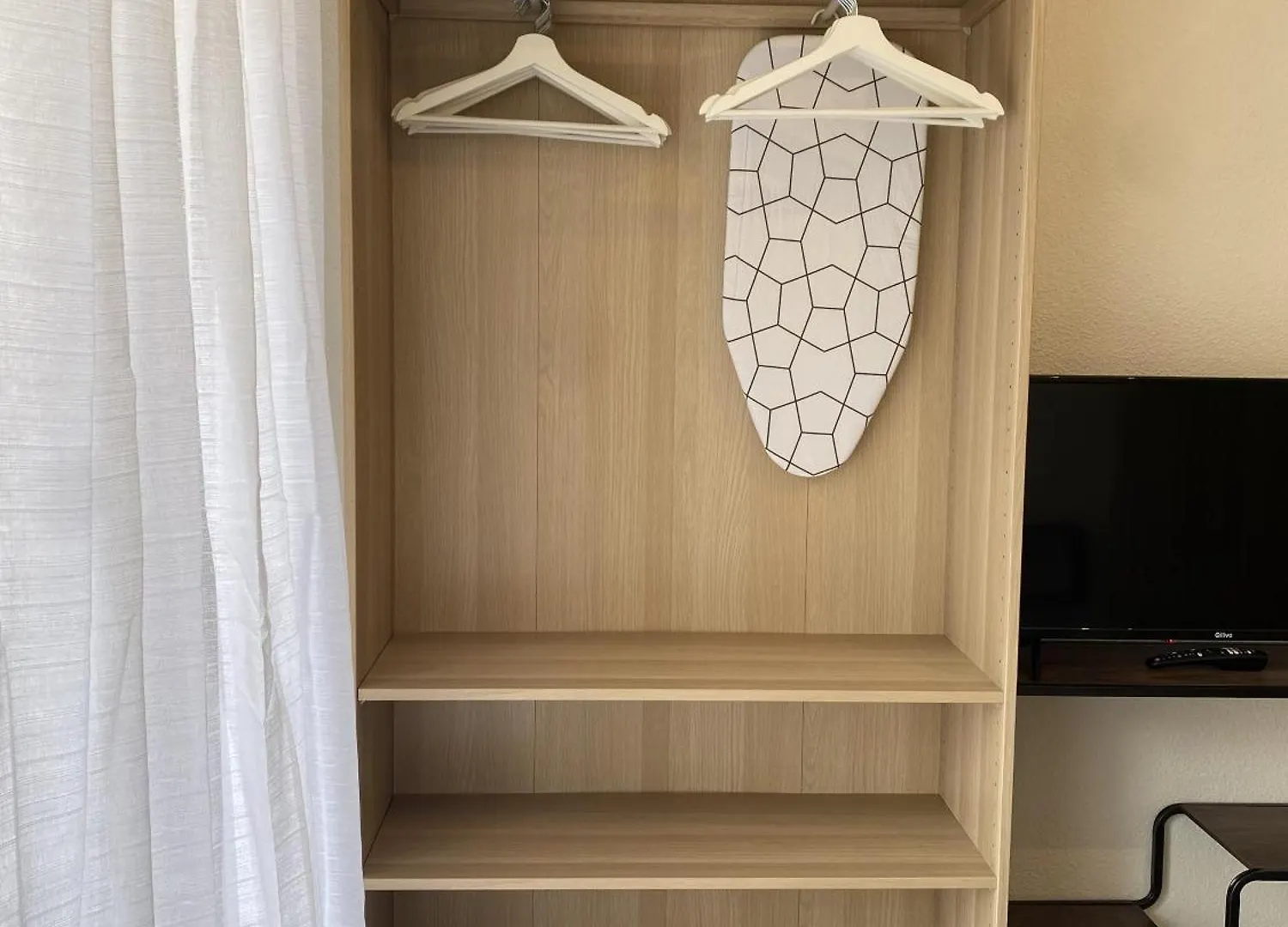 A Deux Pas Des Plages Et Au Coeur Du Vieil Antibes , Beau Studio Renove 0*,